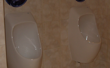 Hilton uses waterless urinals